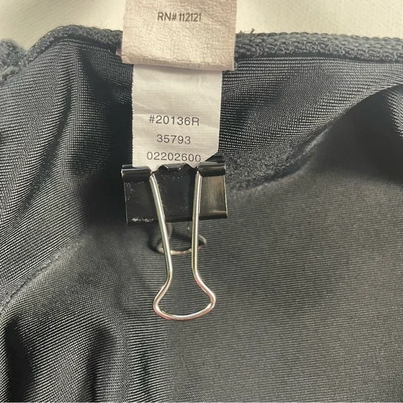 Spanx Faux Leather Moto Leggings Black Size M - Picture 12 of 13